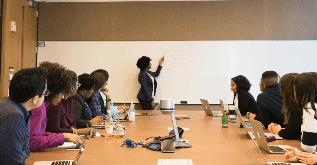 Palestra resistência feminina no mundo corporativo